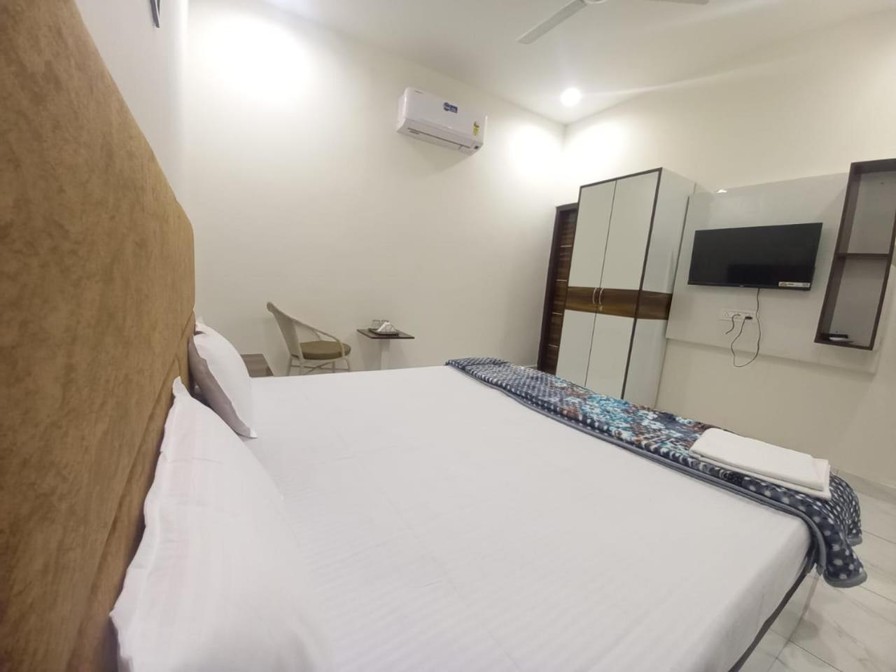 Hotel Kg Residency لوديانا المظهر الخارجي الصورة